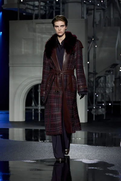 Look 20